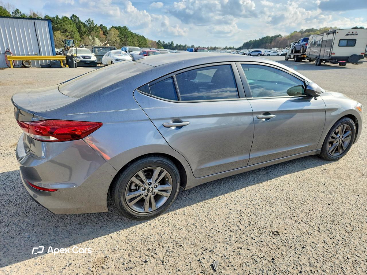 Hyundai Elantra 2018