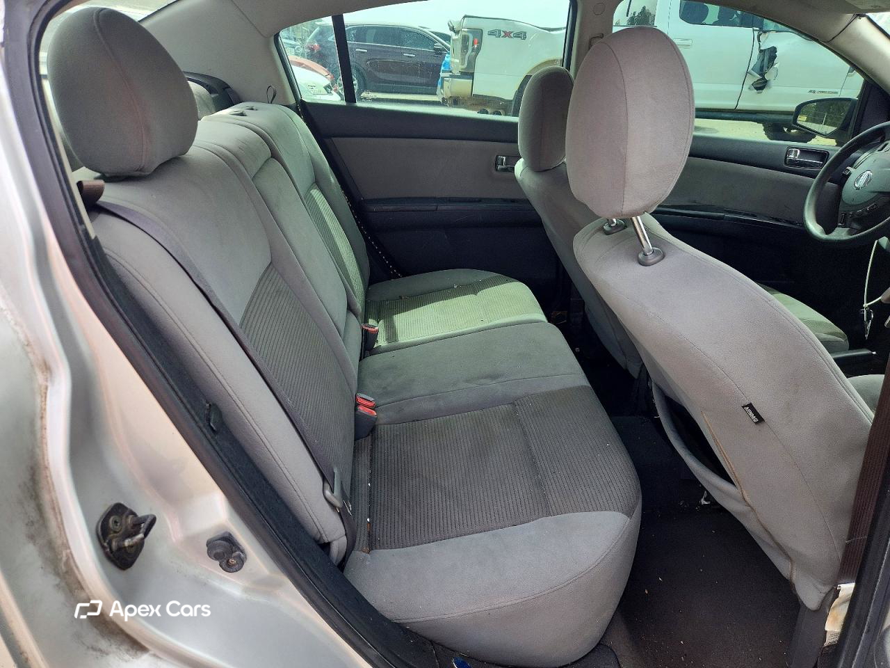 Nissan Sentra 2012