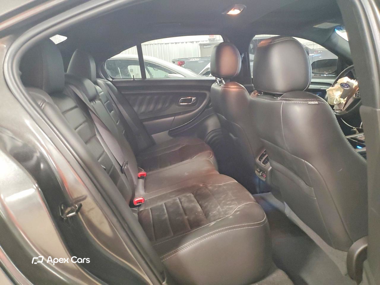 Ford Taurus 2019