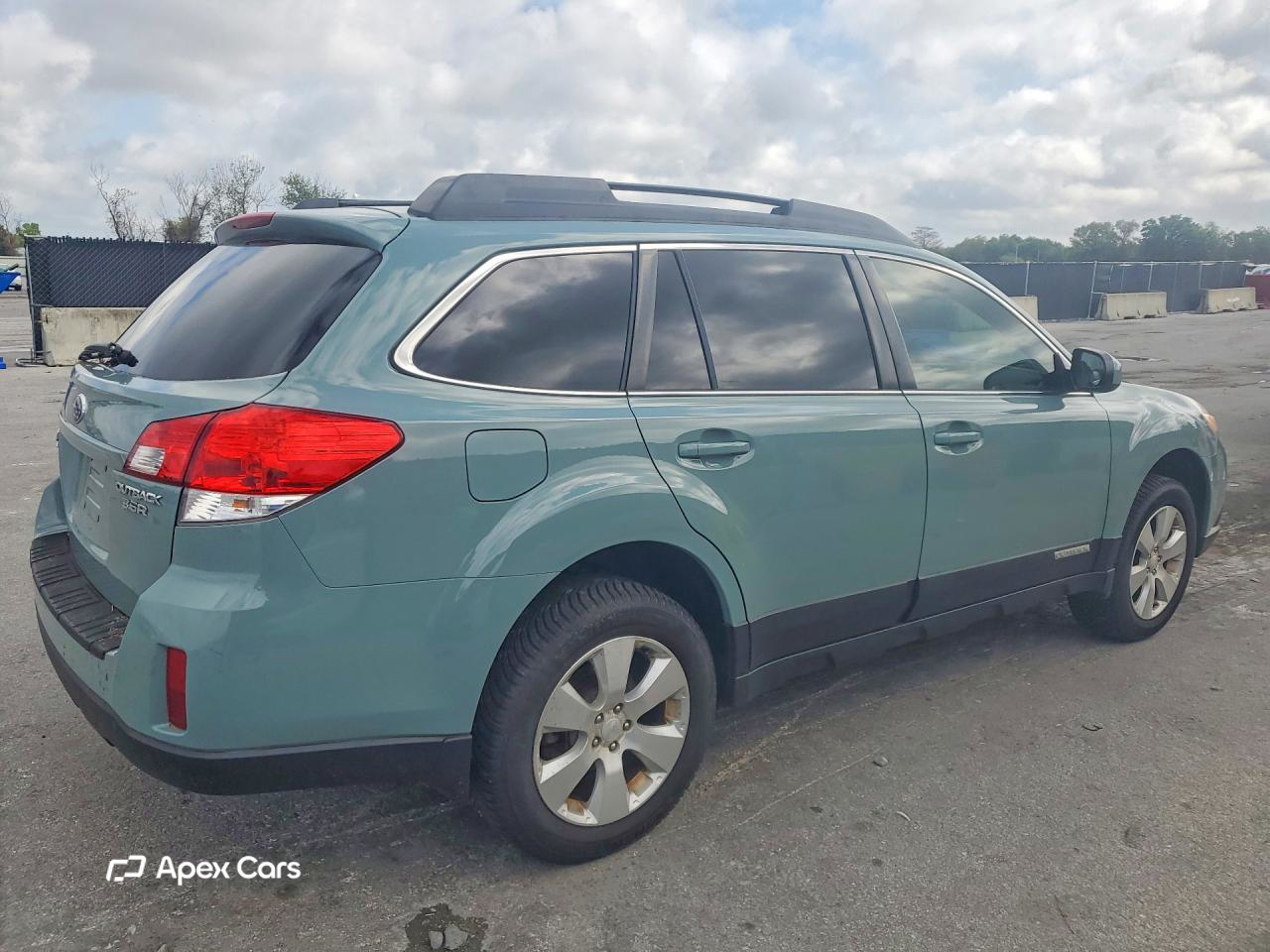 Subaru Outback 2010