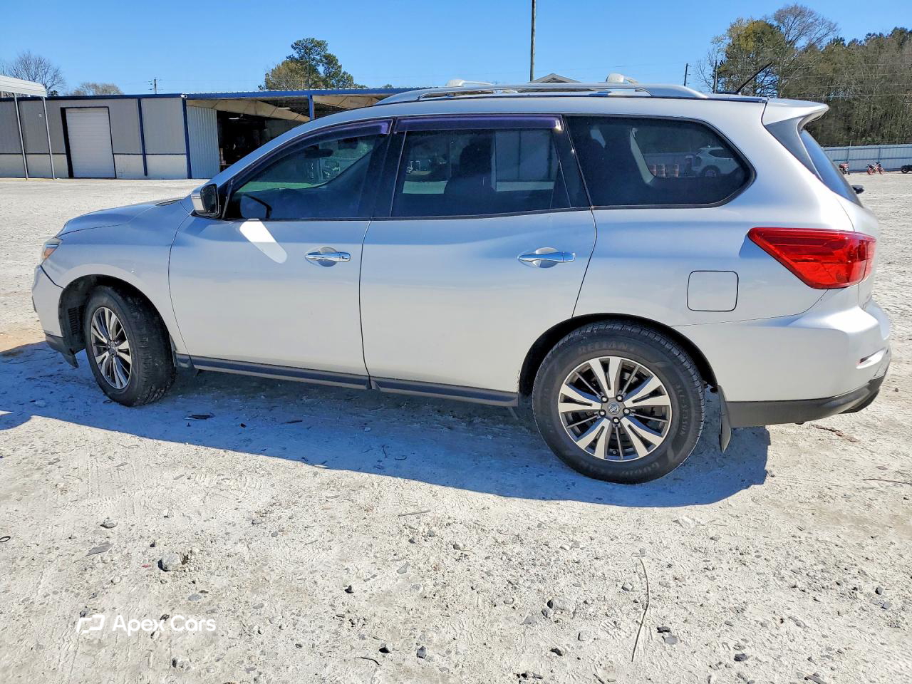 Nissan Pathfinder 2017