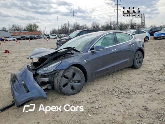 Tesla Model 3 2020 - Image 1 of 13