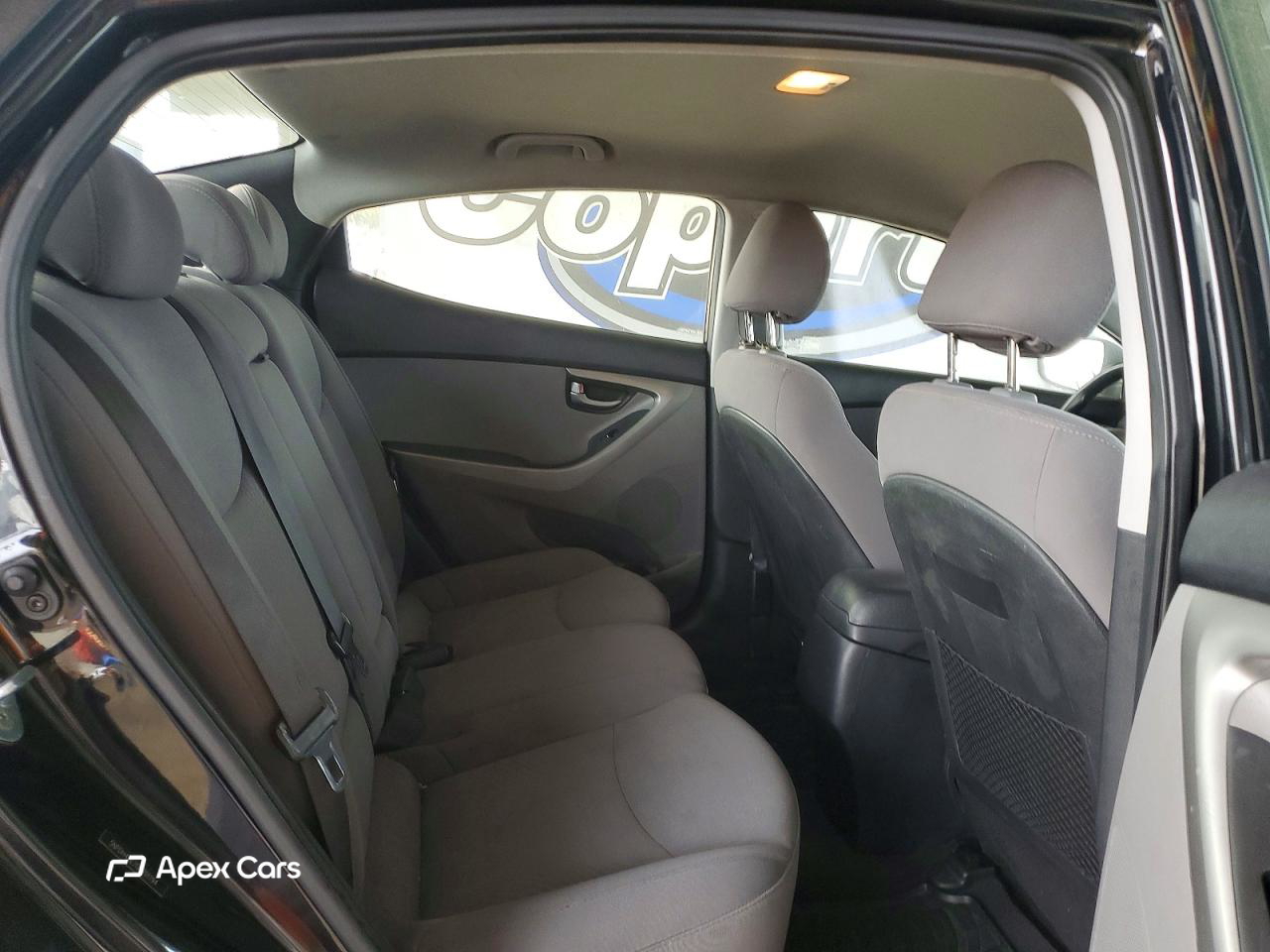 Hyundai Elantra 2016