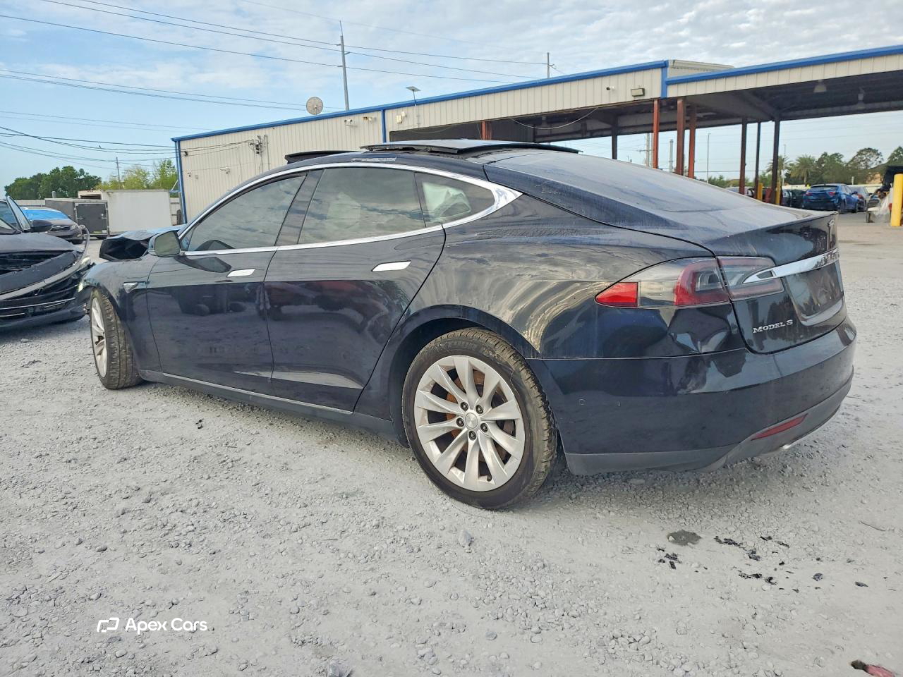 Tesla Model S 2016