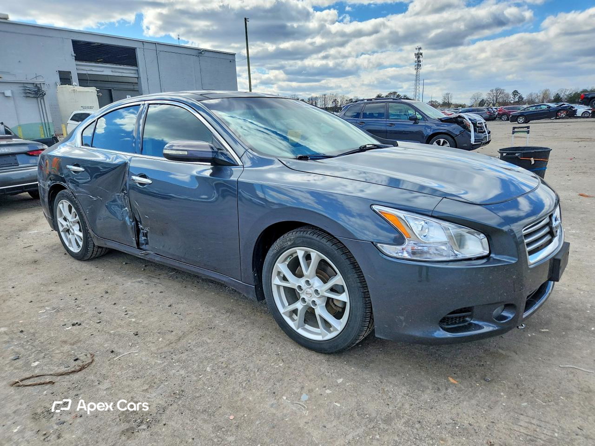 Nissan Maxima 2013