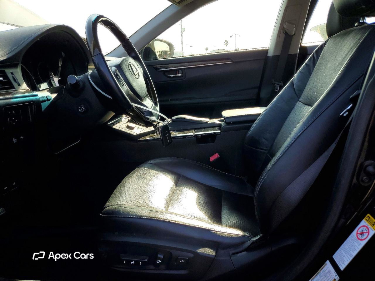 Lexus ES 2014