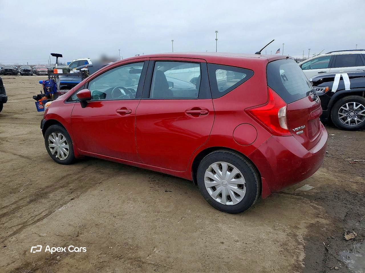 Nissan Versa 2015