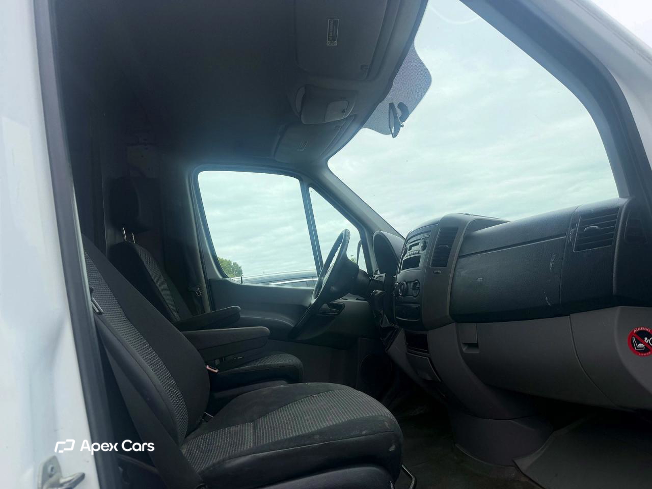 Mercedes-Benz Sprinter 2013