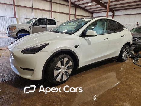 Tesla Model Y 2023 - Image 1 of 15