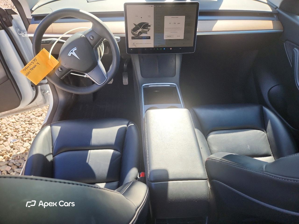 Tesla Model Y 2021