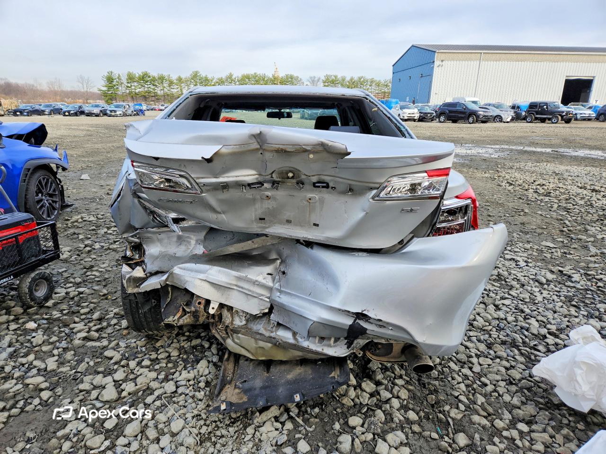 Toyota Camry 2012