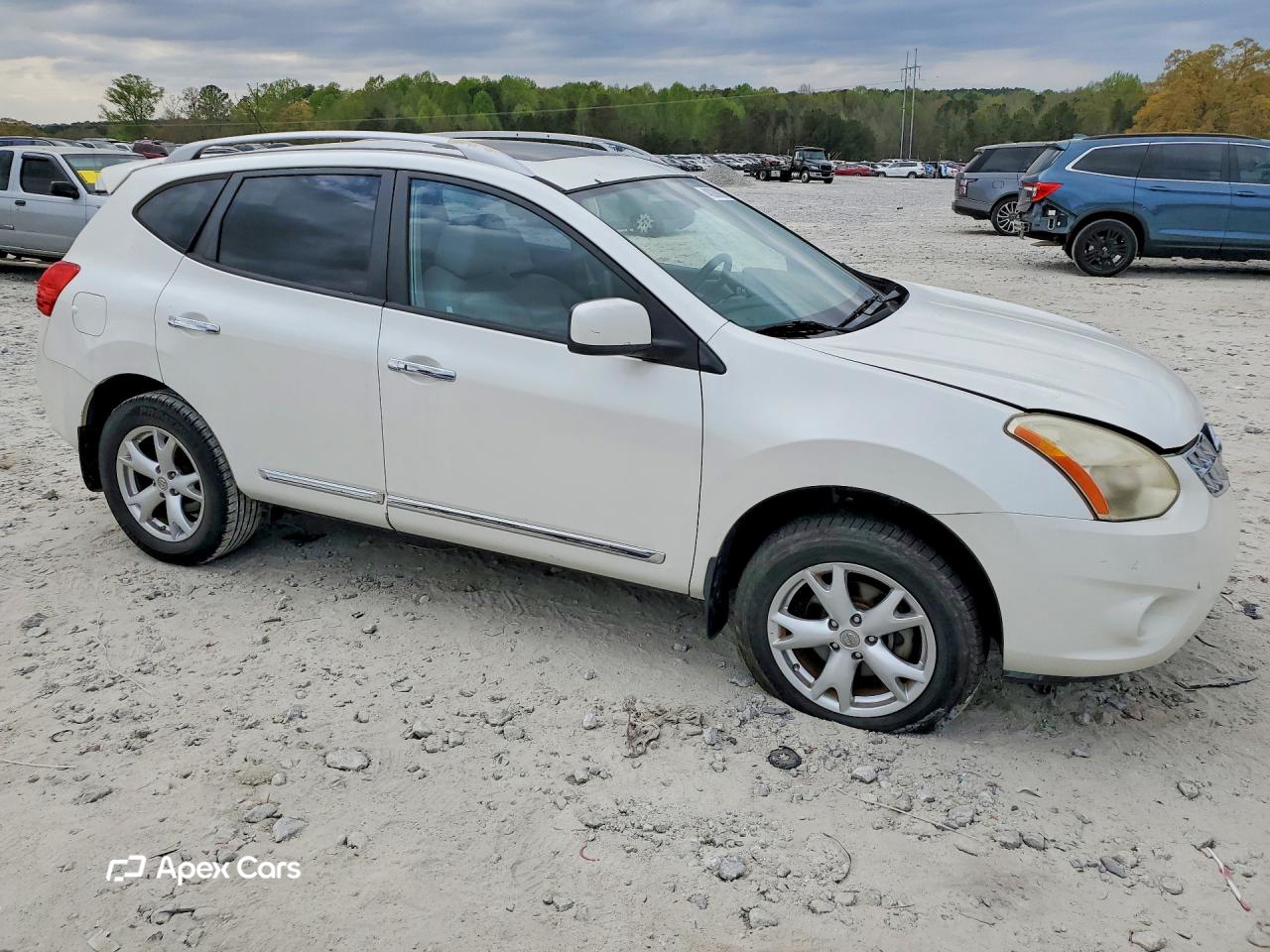 Nissan Rogue 2011