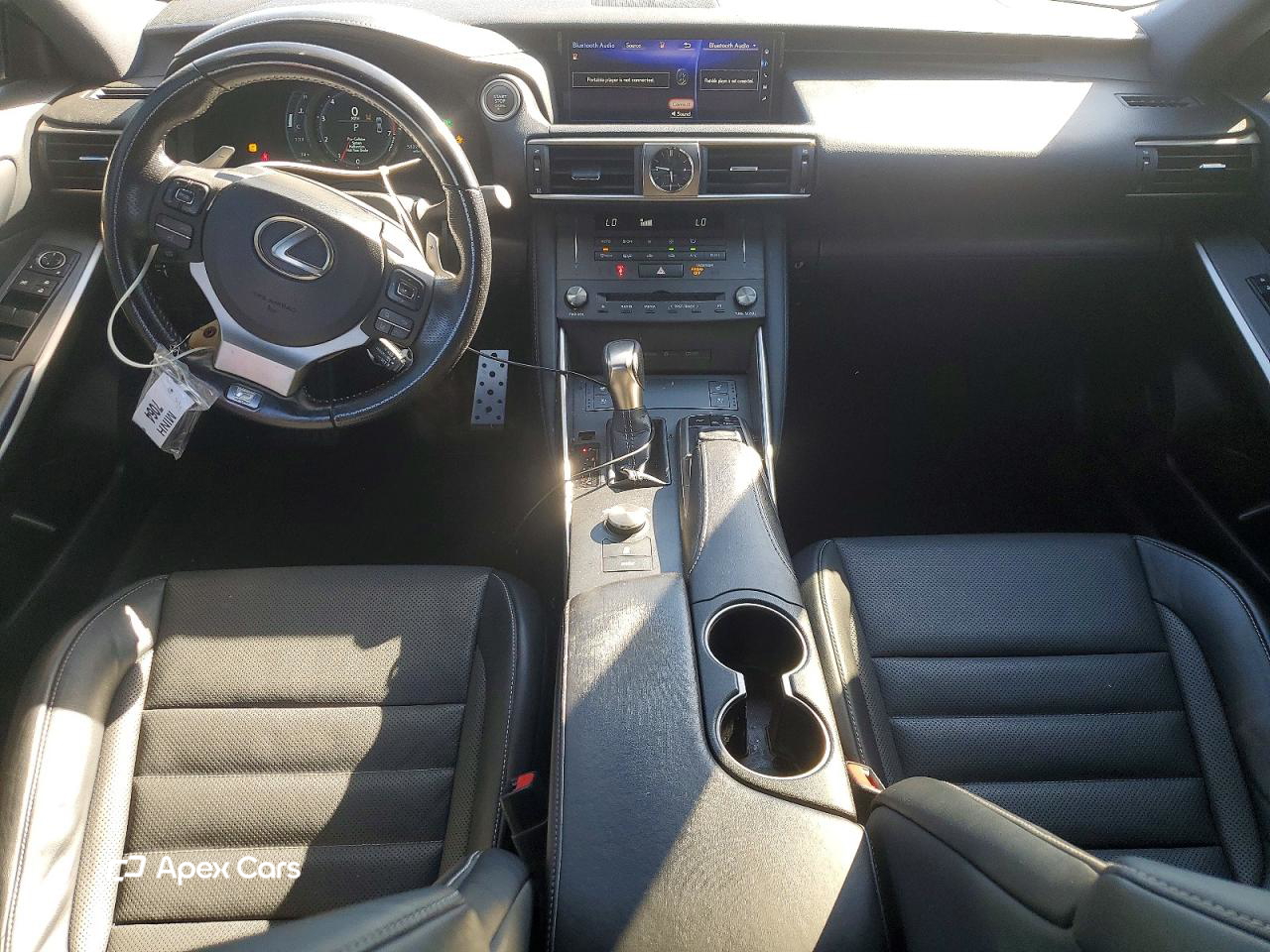 Lexus IS 2020