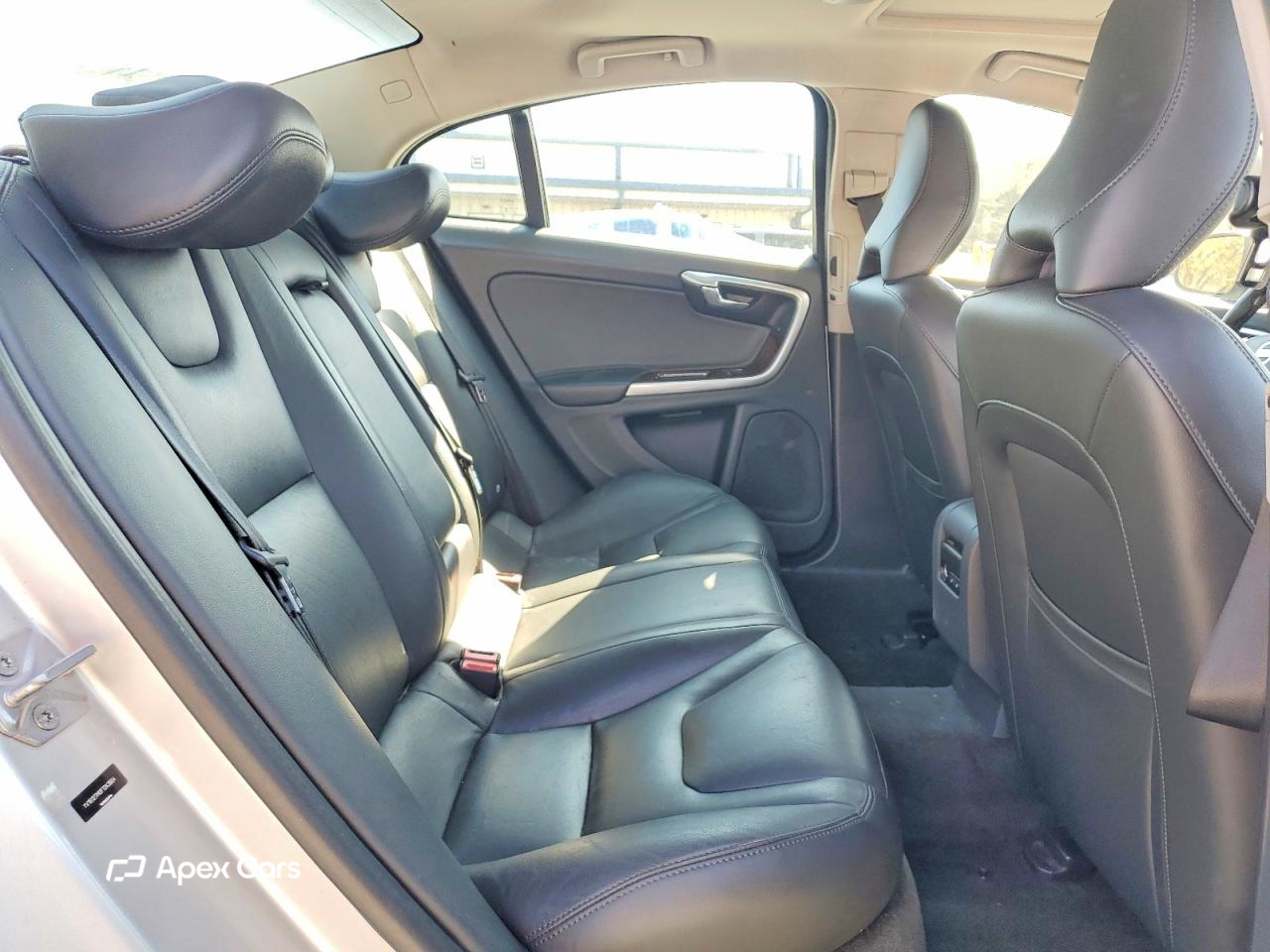 Volvo S60 2015
