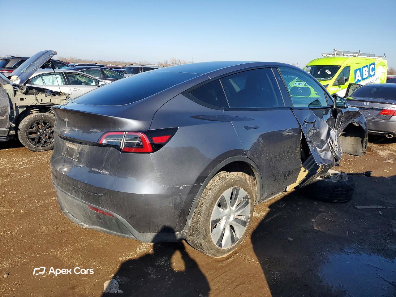Tesla Model Y 2023