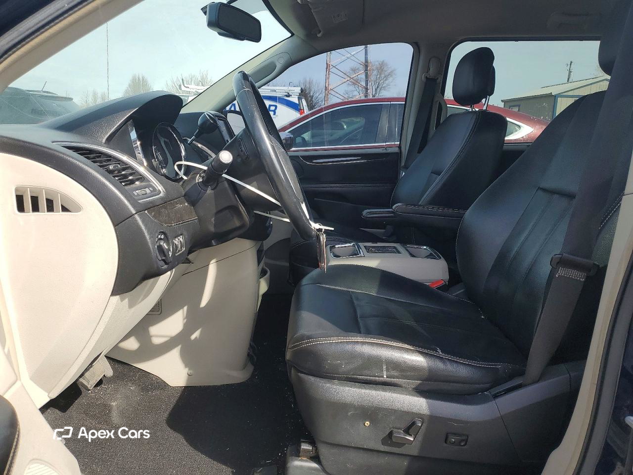 Chrysler Voyager 2013