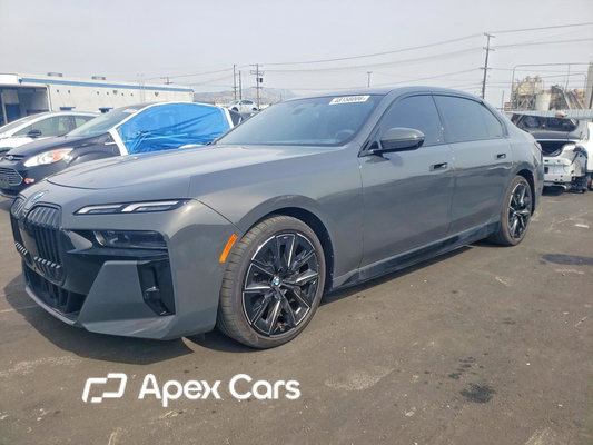 BMW i7 2023 - Image 1 of 12