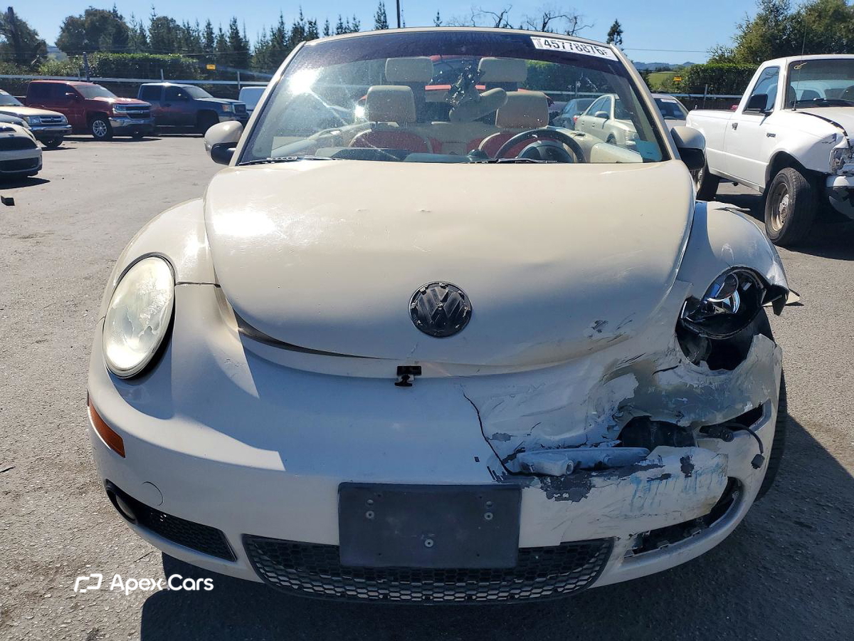 Volkswagen Beetle 2006
