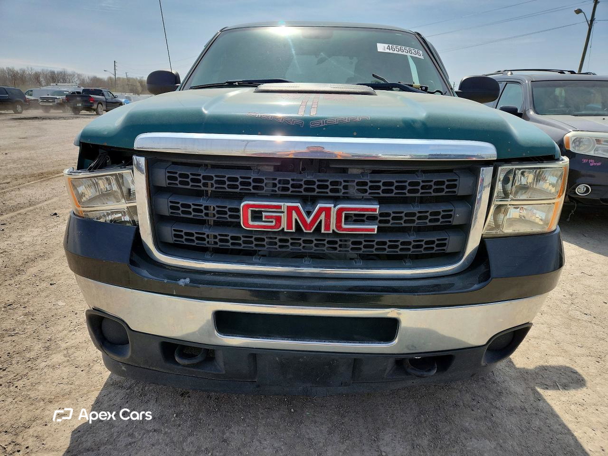 GMC  2011