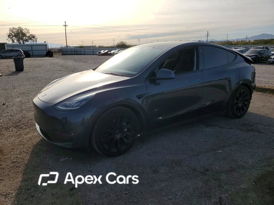 Tesla Model Y 2021 - Image 1 of 14