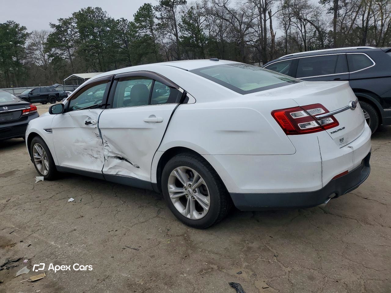 Ford Taurus 2014