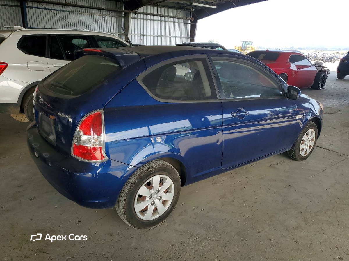 Hyundai Accent 2010