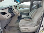 Toyota Sienna 2011
