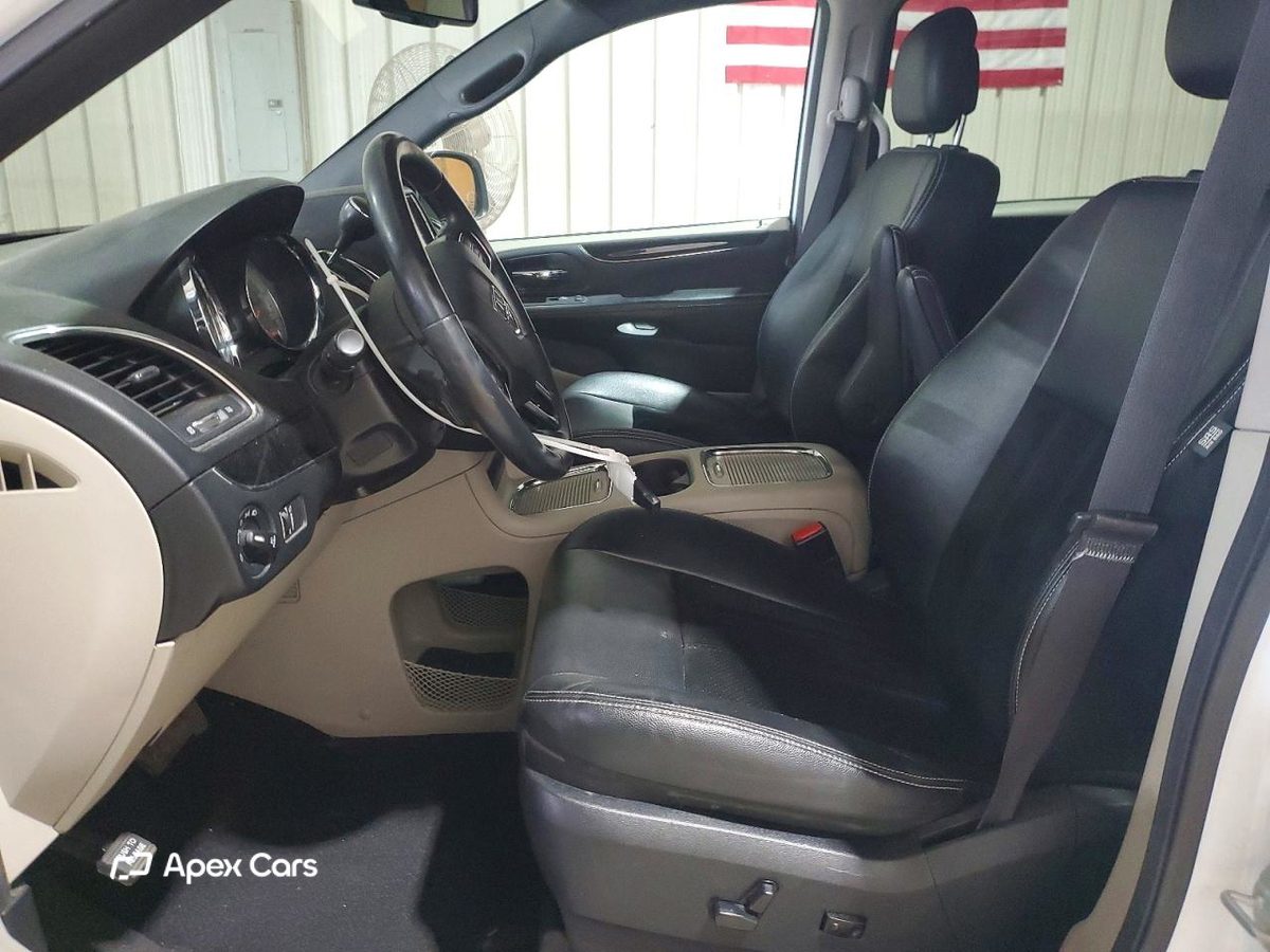 Dodge Caravan 2017