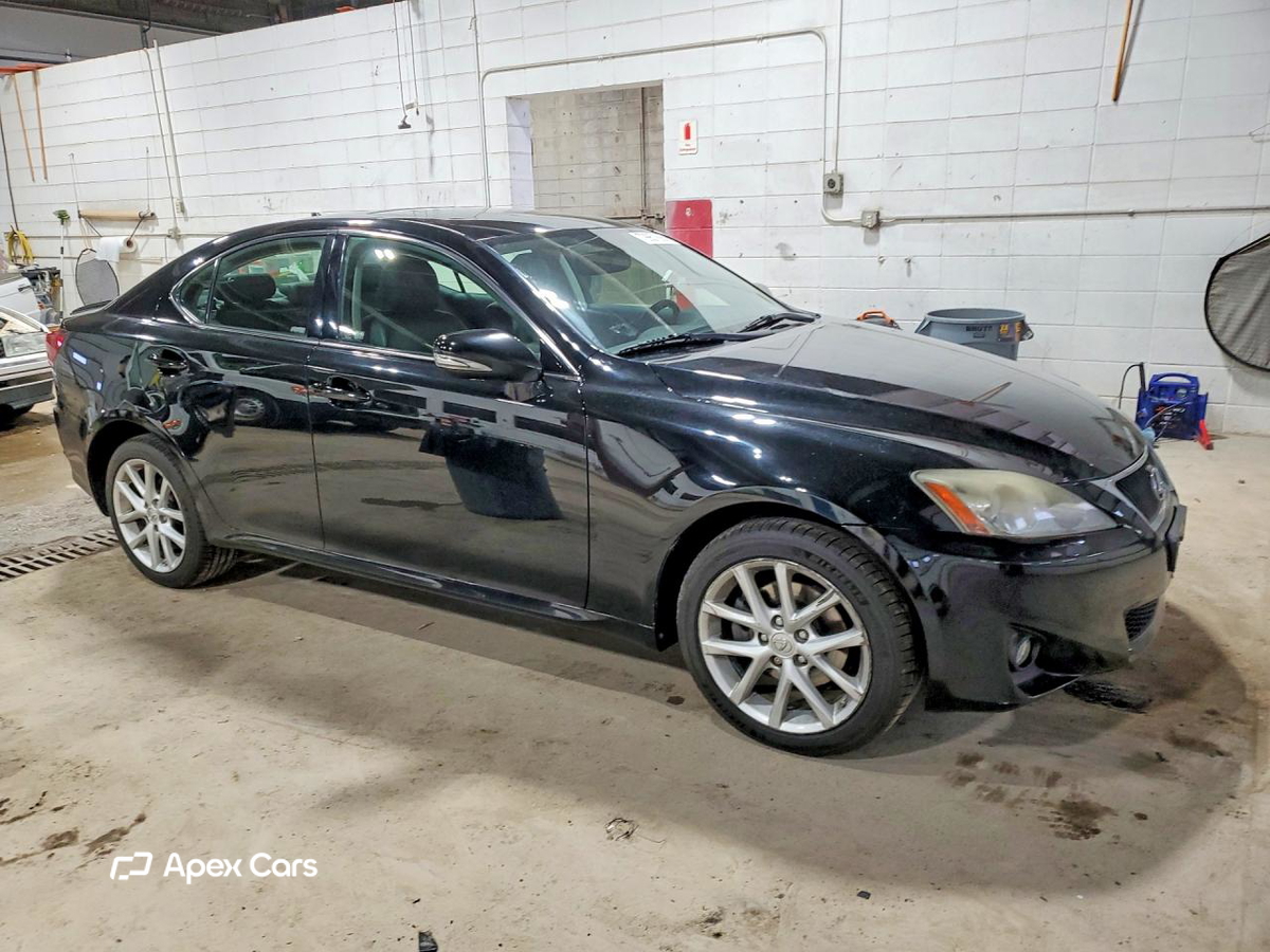 Lexus IS 2011