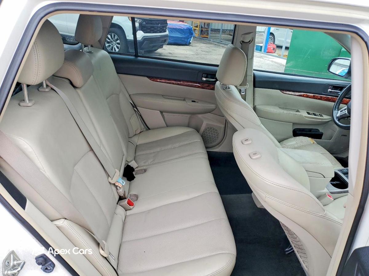Subaru Outback 2012