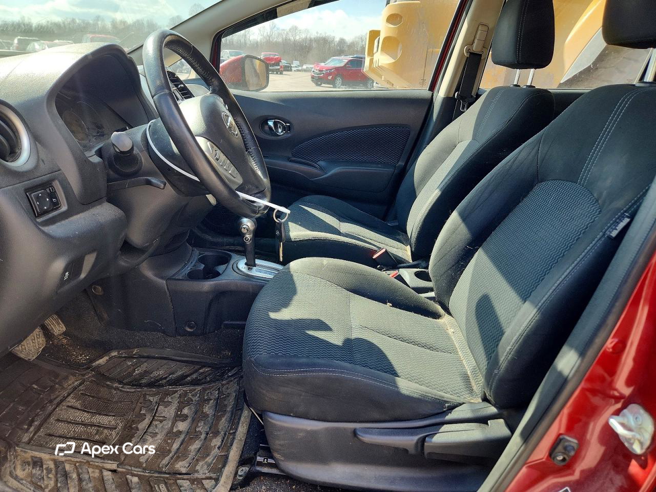 Nissan Versa 2016