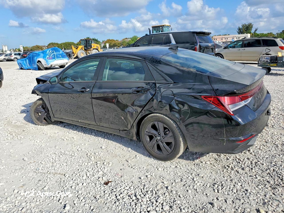 Hyundai Elantra 2022
