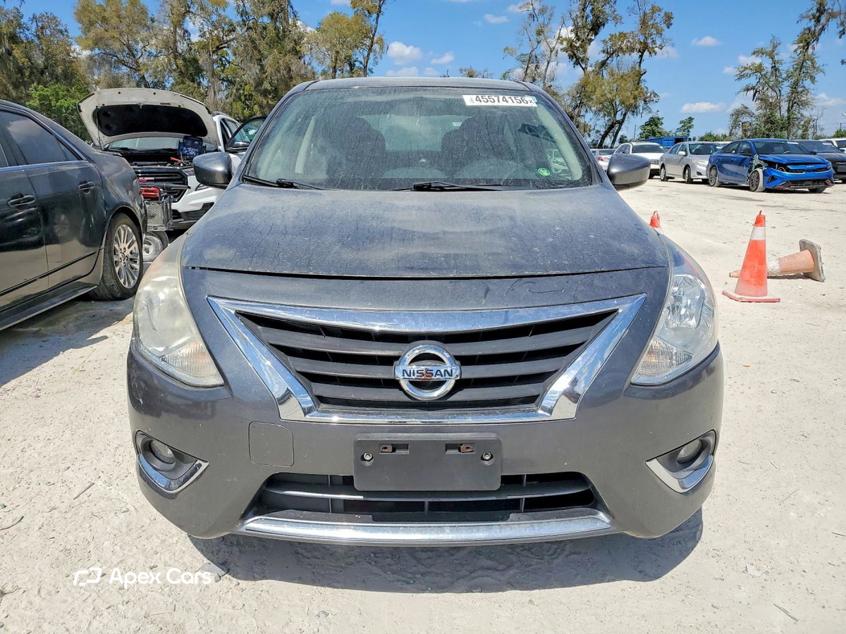 Nissan Versa 2017