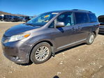 Toyota Sienna 2016