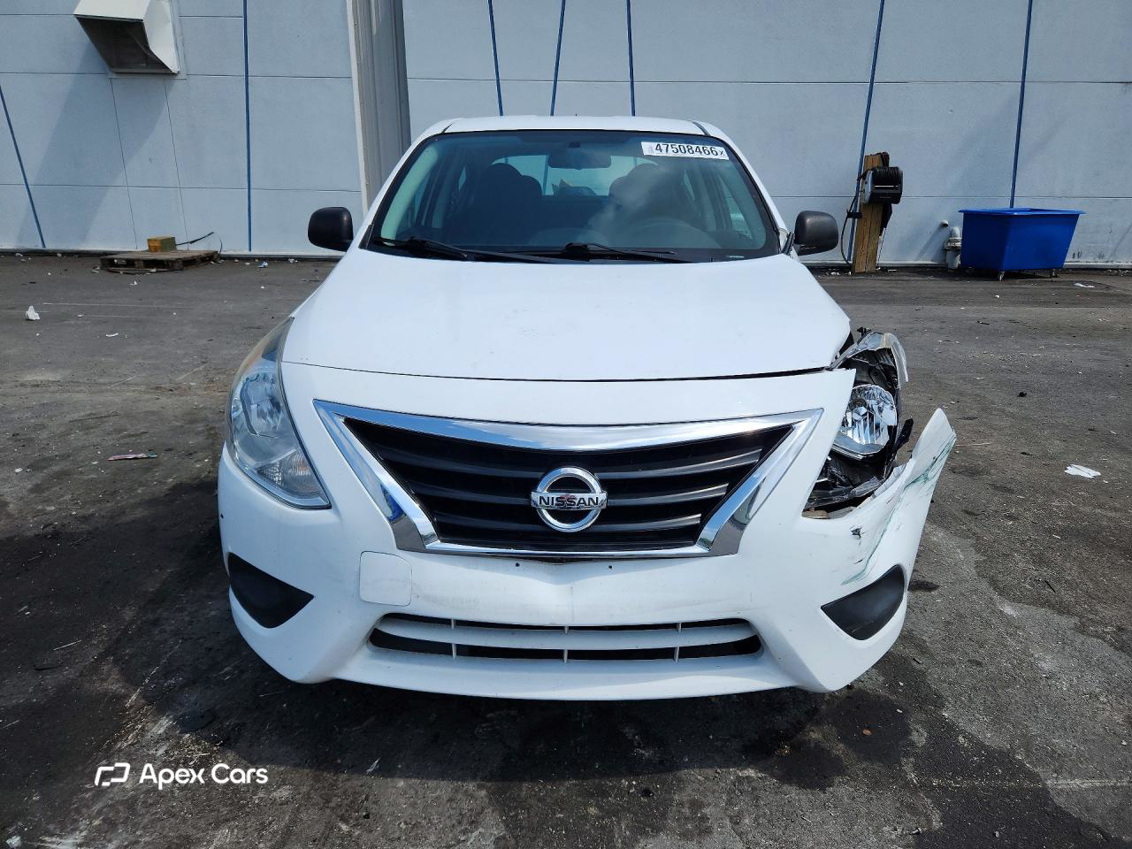 Nissan Versa 2015