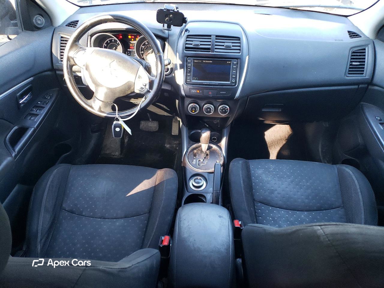 Mitsubishi Outlander 2011