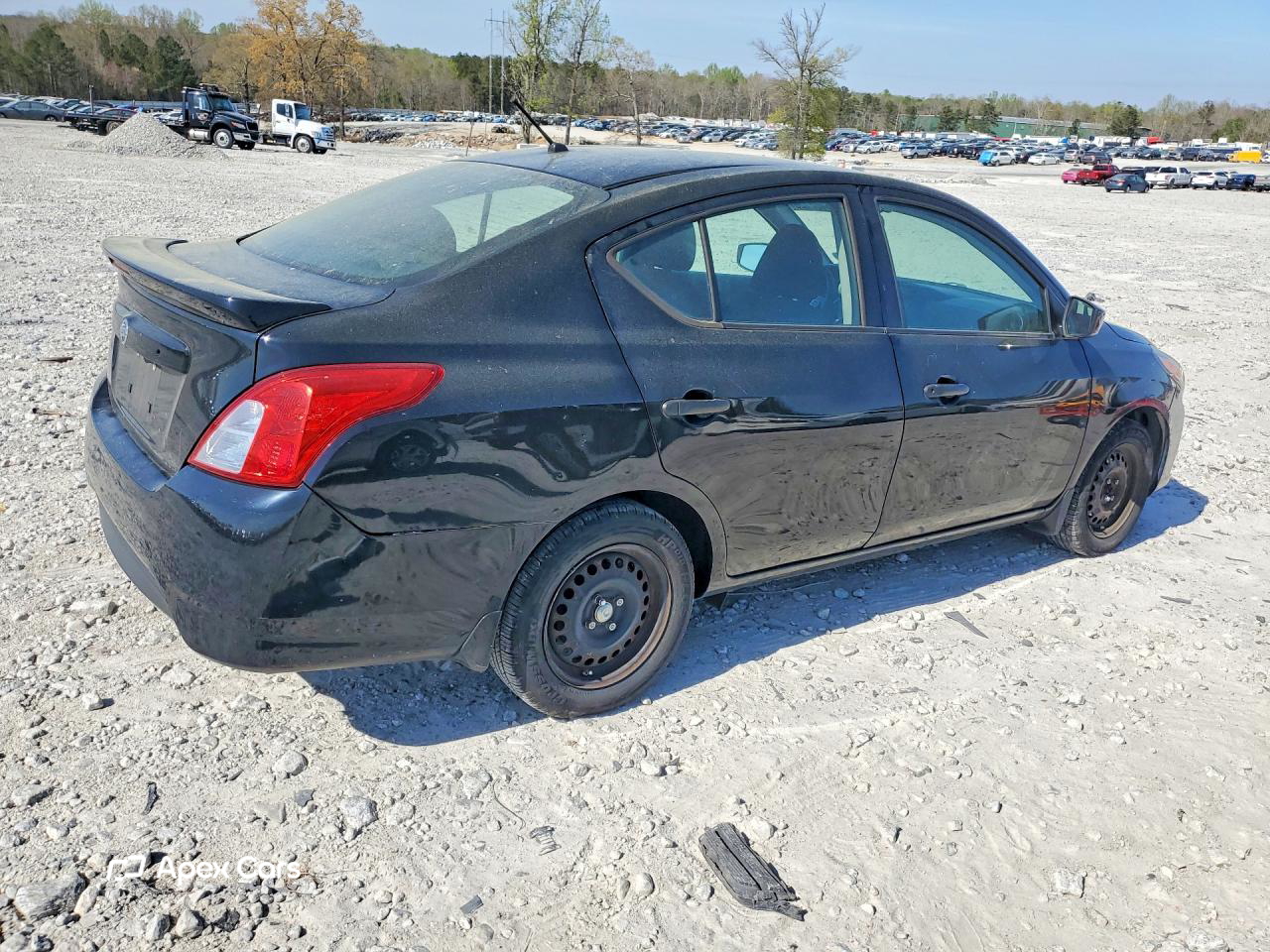 Nissan Versa 2018