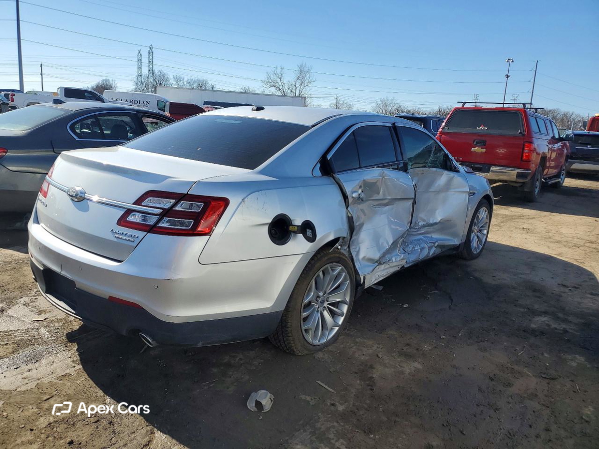 Ford Taurus 2017