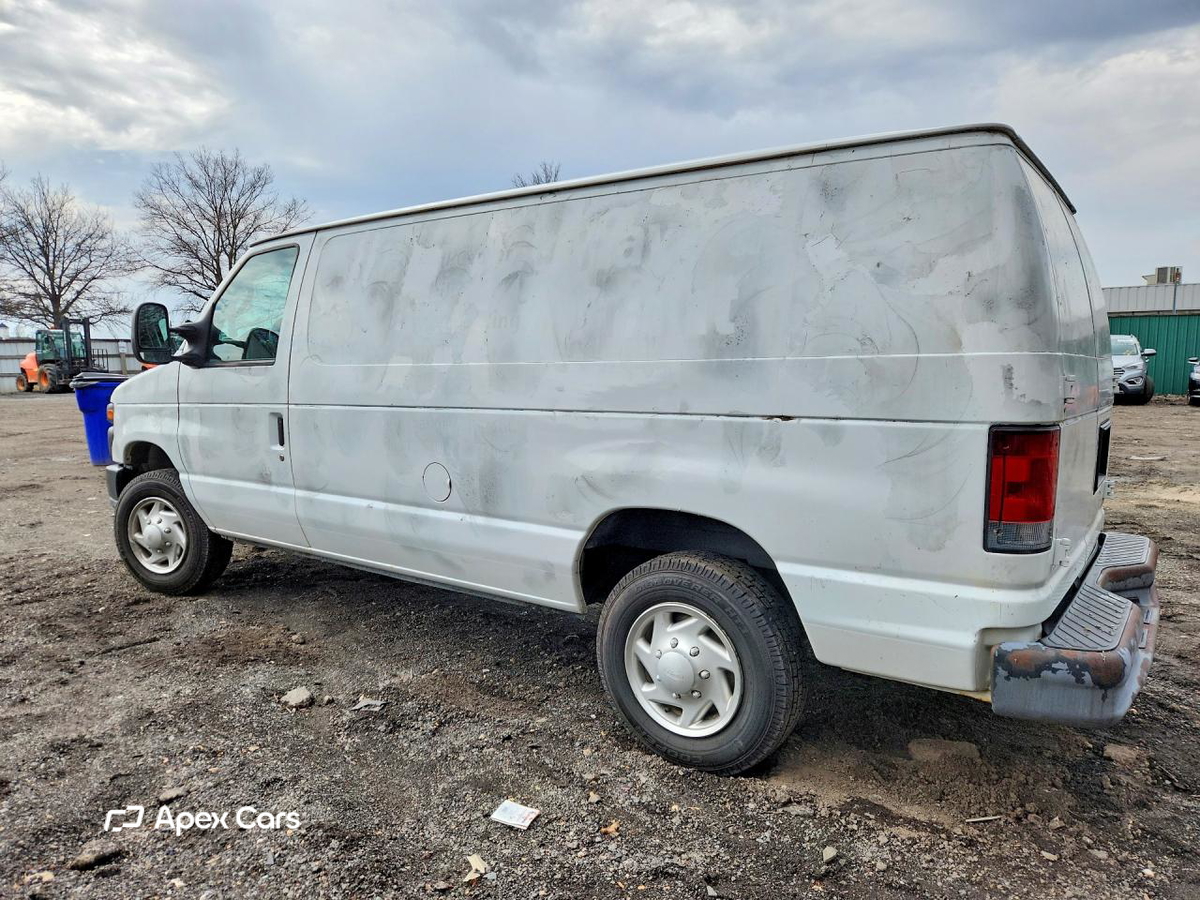 Ford Econoline 2011