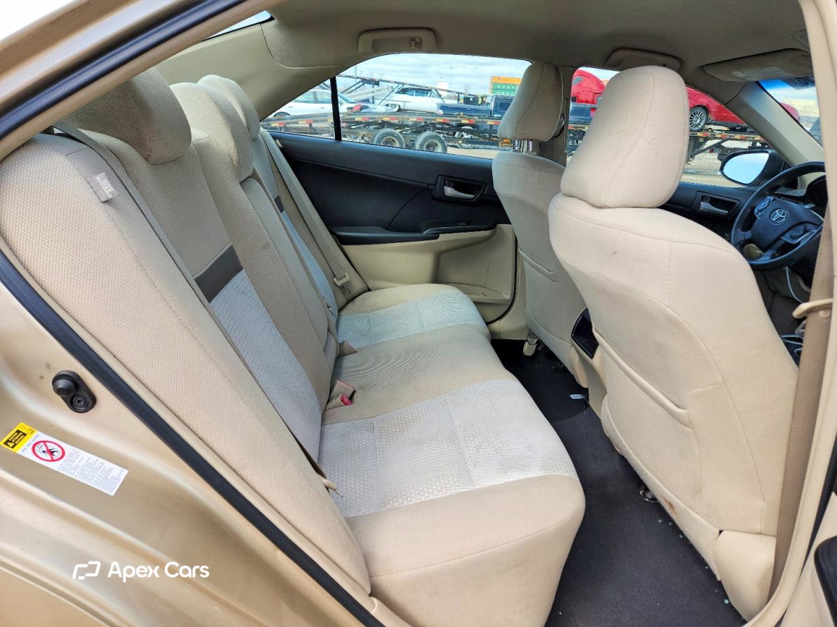 Toyota Camry 2012