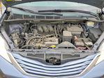 Toyota Sienna 2015