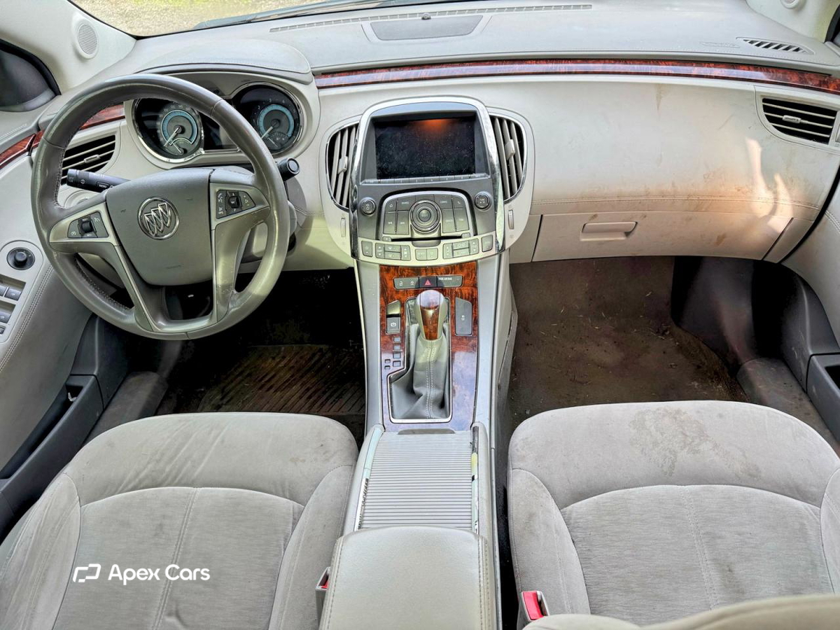 Buick LaCrosse 2012