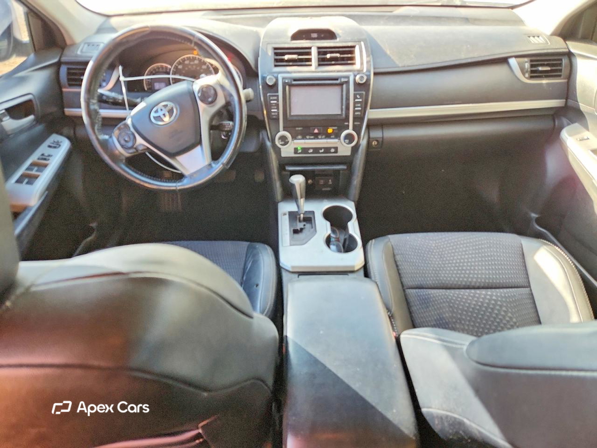 Toyota Camry 2012