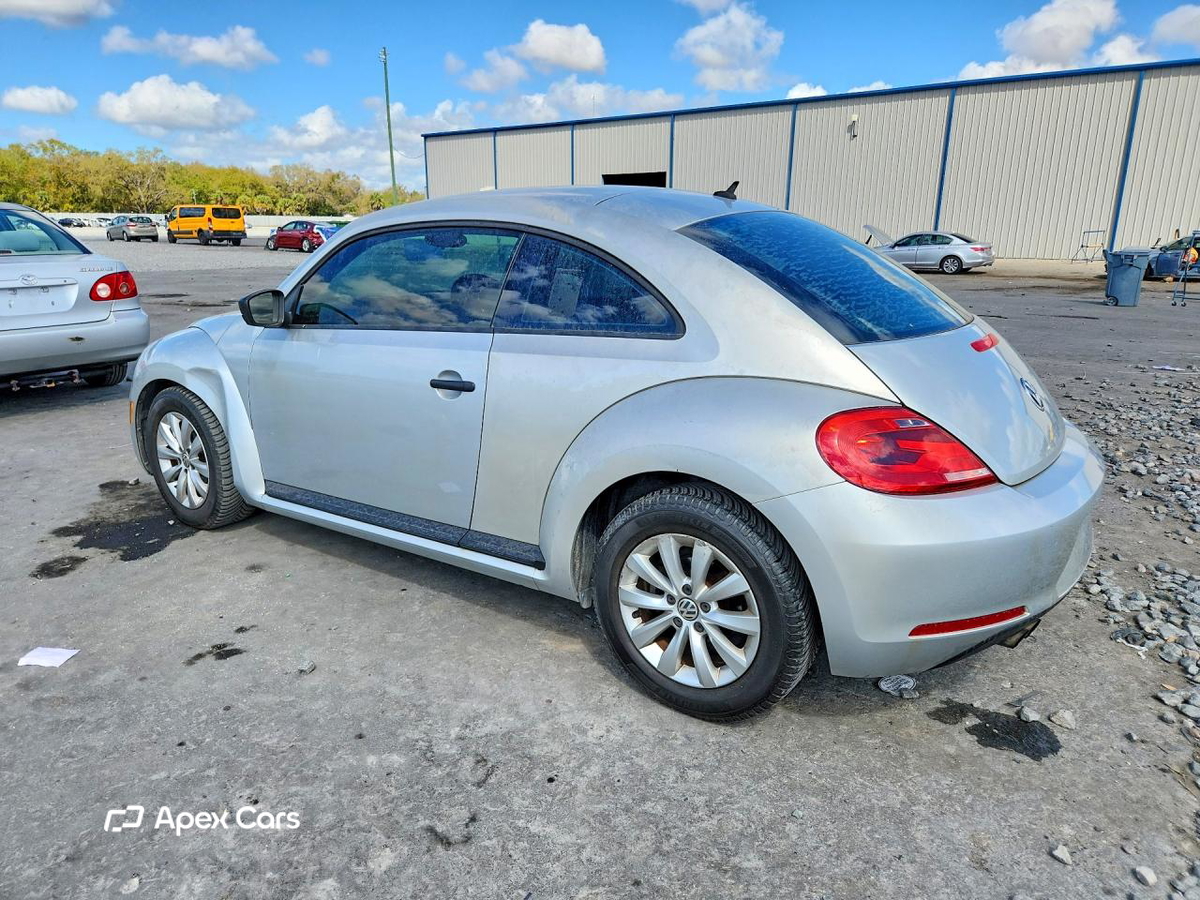 Volkswagen Beetle 2014