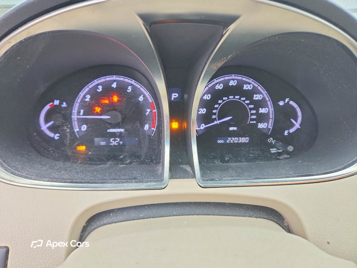 Toyota Avalon 2011