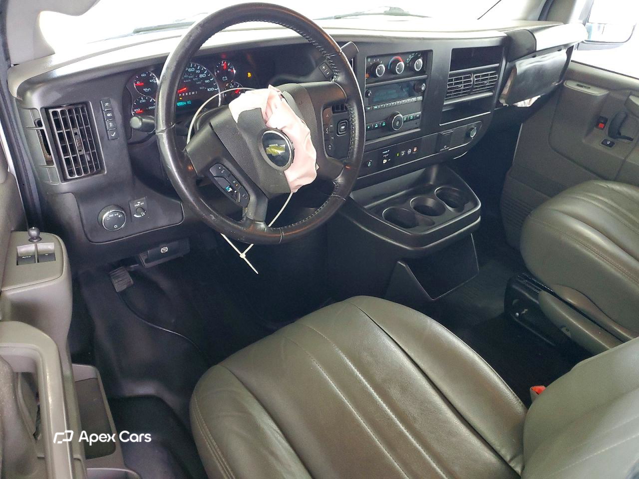 Chevrolet Express 2023
