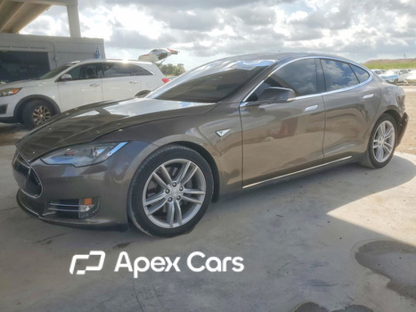 Tesla Model S 2016 - Zdjęcie 1 z 13