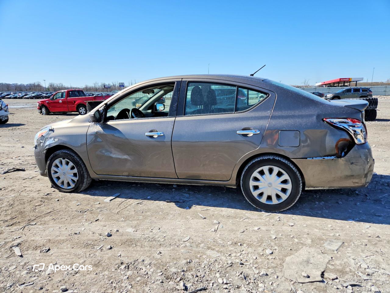 Nissan Versa 2016