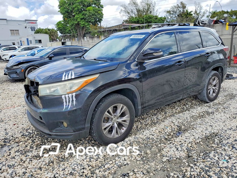 Toyota Highlander 2015 - Image 1 of 15