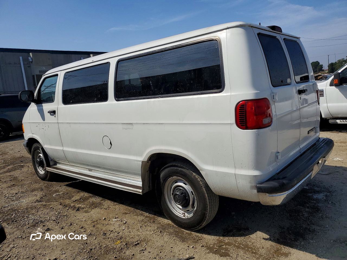 Dodge RAM Van 2002